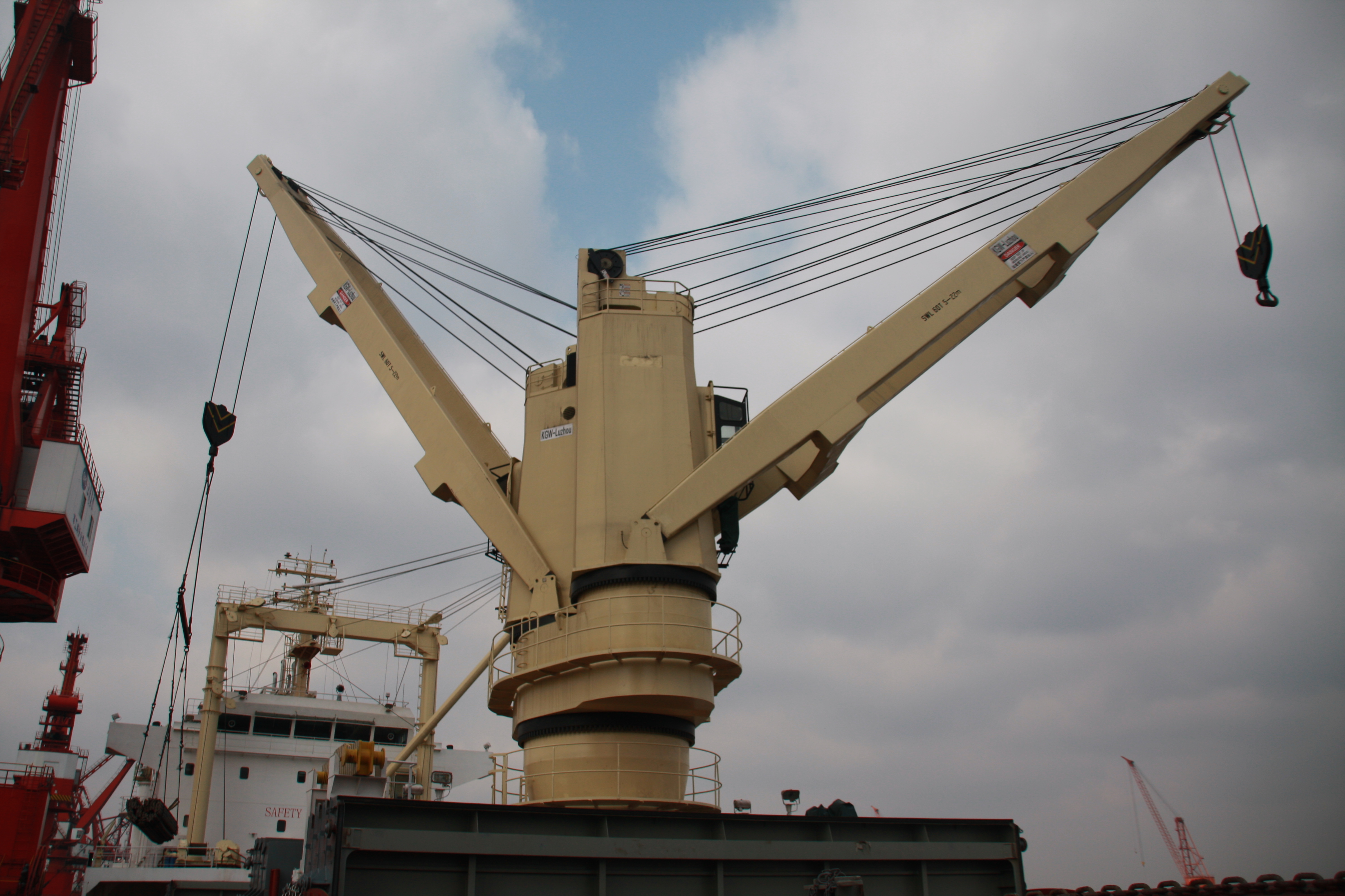 GKGWpƴؙC(j) lUZHOU-KGW Twin Crane